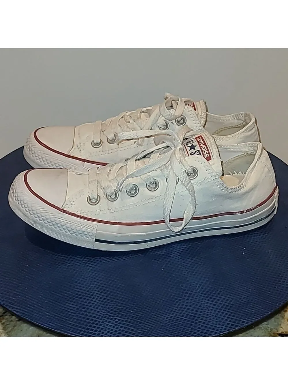 Converse All Star Chuck Taylor sz women's 7. #1877